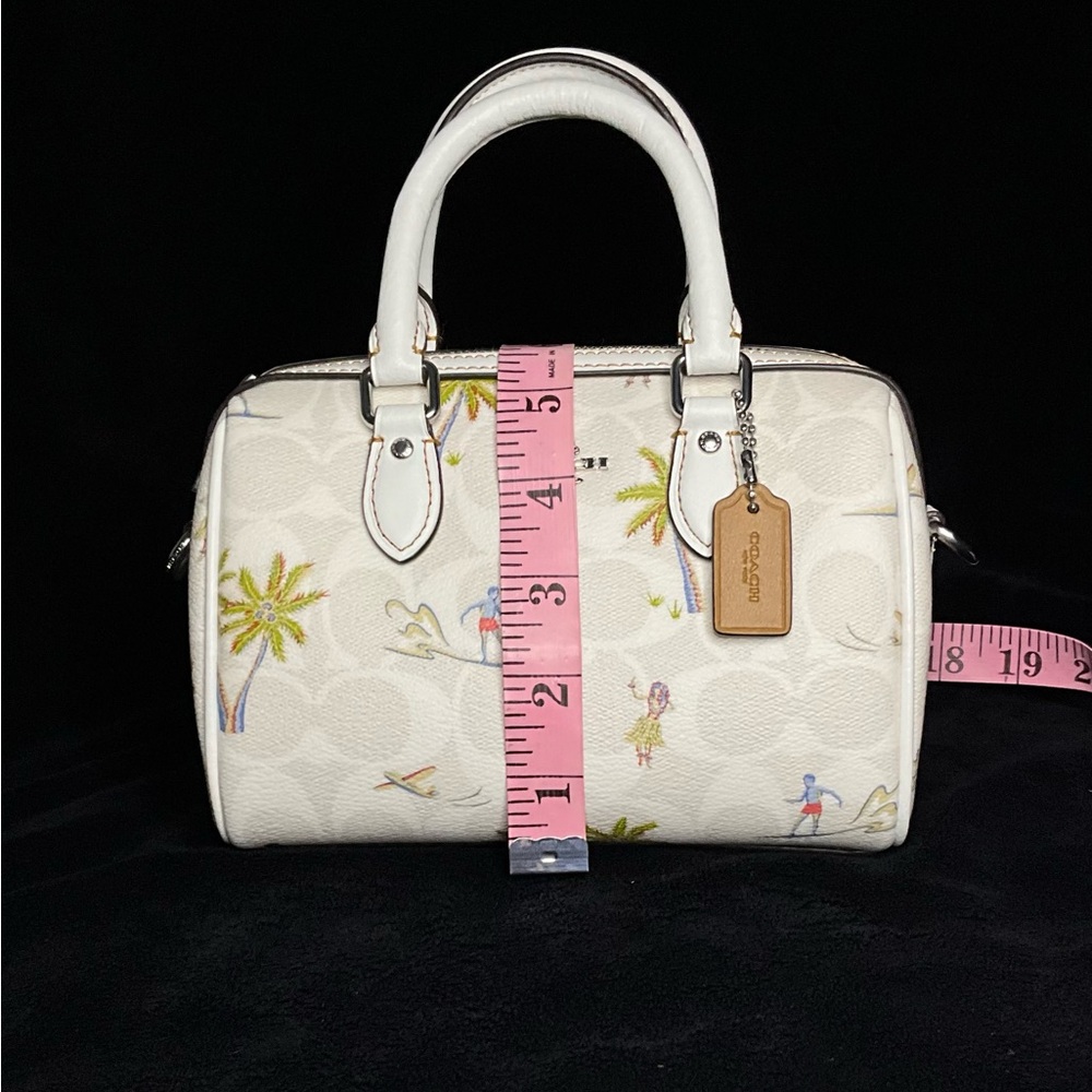 Coach Mini Rowan Hula - Picture 10 of 12